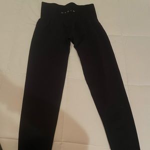 NVGTN workout leggings